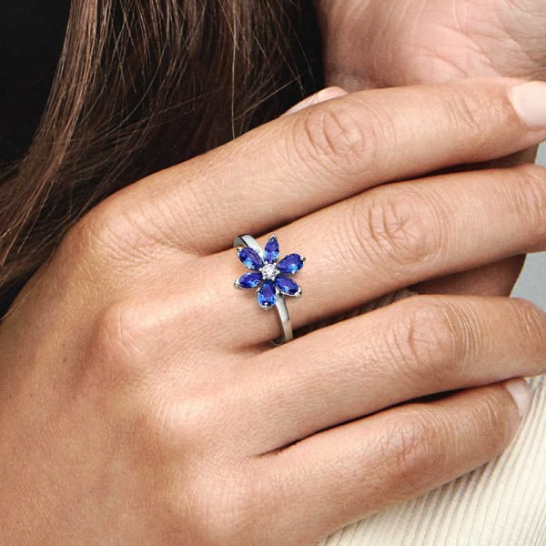 New Women's Sparkling Double Row Interwoven Pav é Seal Original Logo Pear Blossom Ring Girlfriend Family Holiday Fashion Jewelry Gift - 图片 5