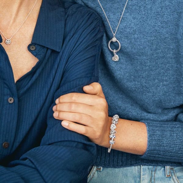 Creative Snowflake Pumpkin Car Women's Original Logo Double Heart Charm For Girlfriend and Family Holiday Gift Bracelet Jewelry - 图片 3