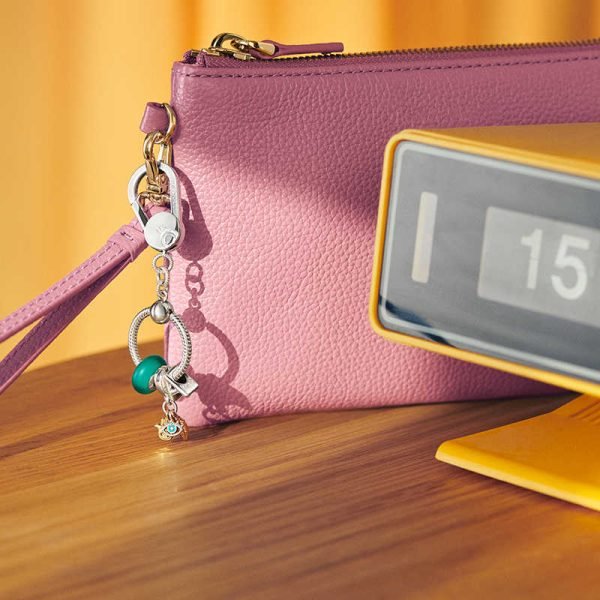 Creative Love Small Bag Keychain Women's Original Logo Weaving Keychain Charm For Girlfriends and Family Holiday Gifts Jewelry - 图片 5